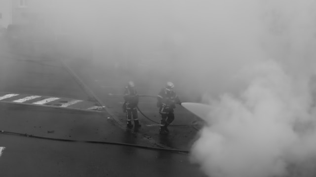Pentingnya Foam Fire Fighting System di Industri Maritim