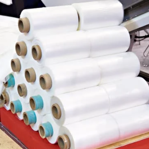 Tumpukan roll plastik LDPE